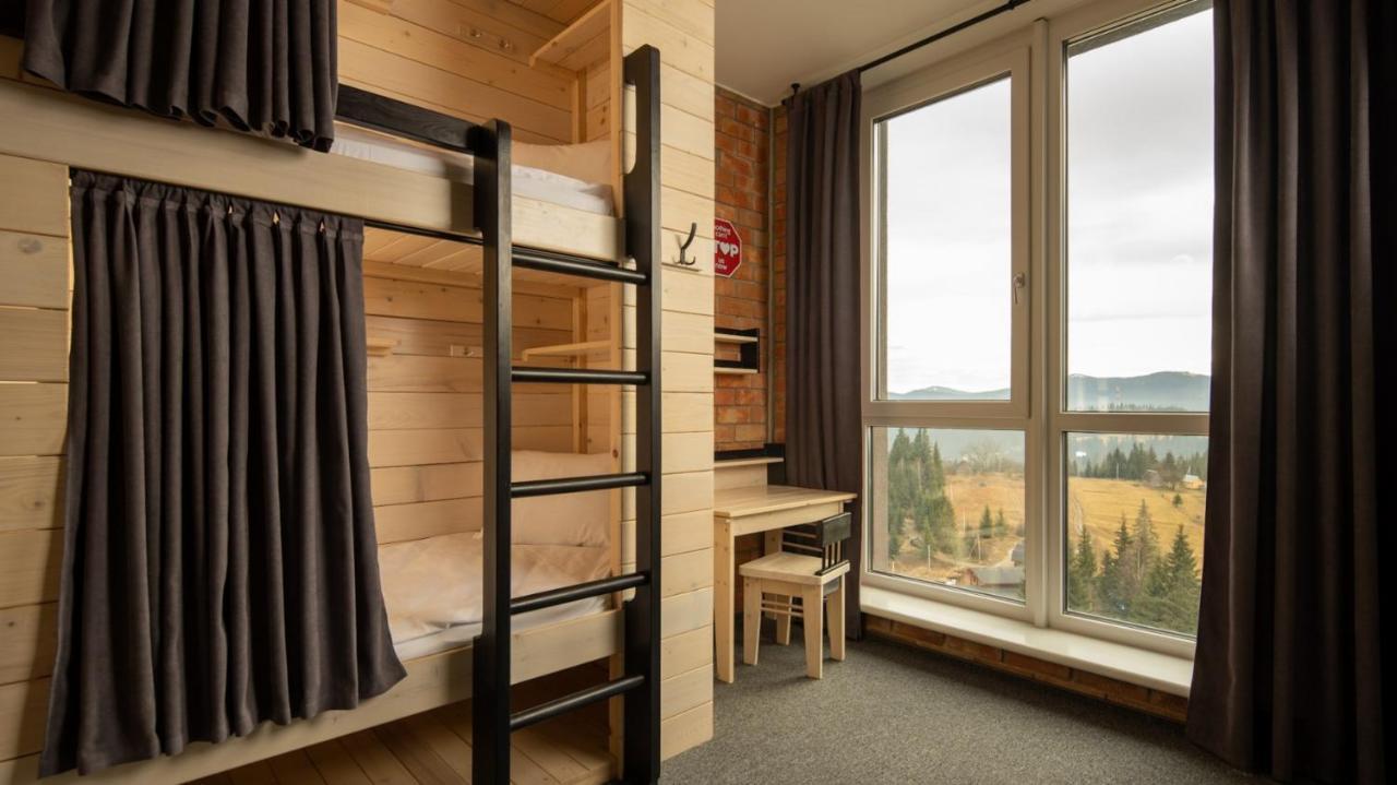 Chevalier Panorama Hostel Jablunicja Kültér fotó